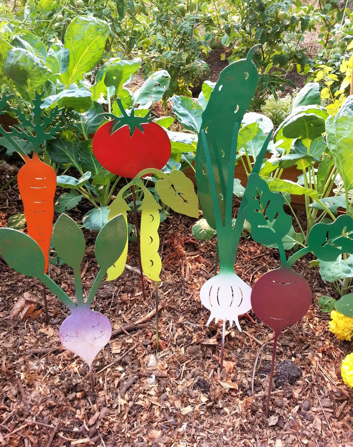 Onion Pick - Hand Painted Metal Garden Art Vegetable Marker