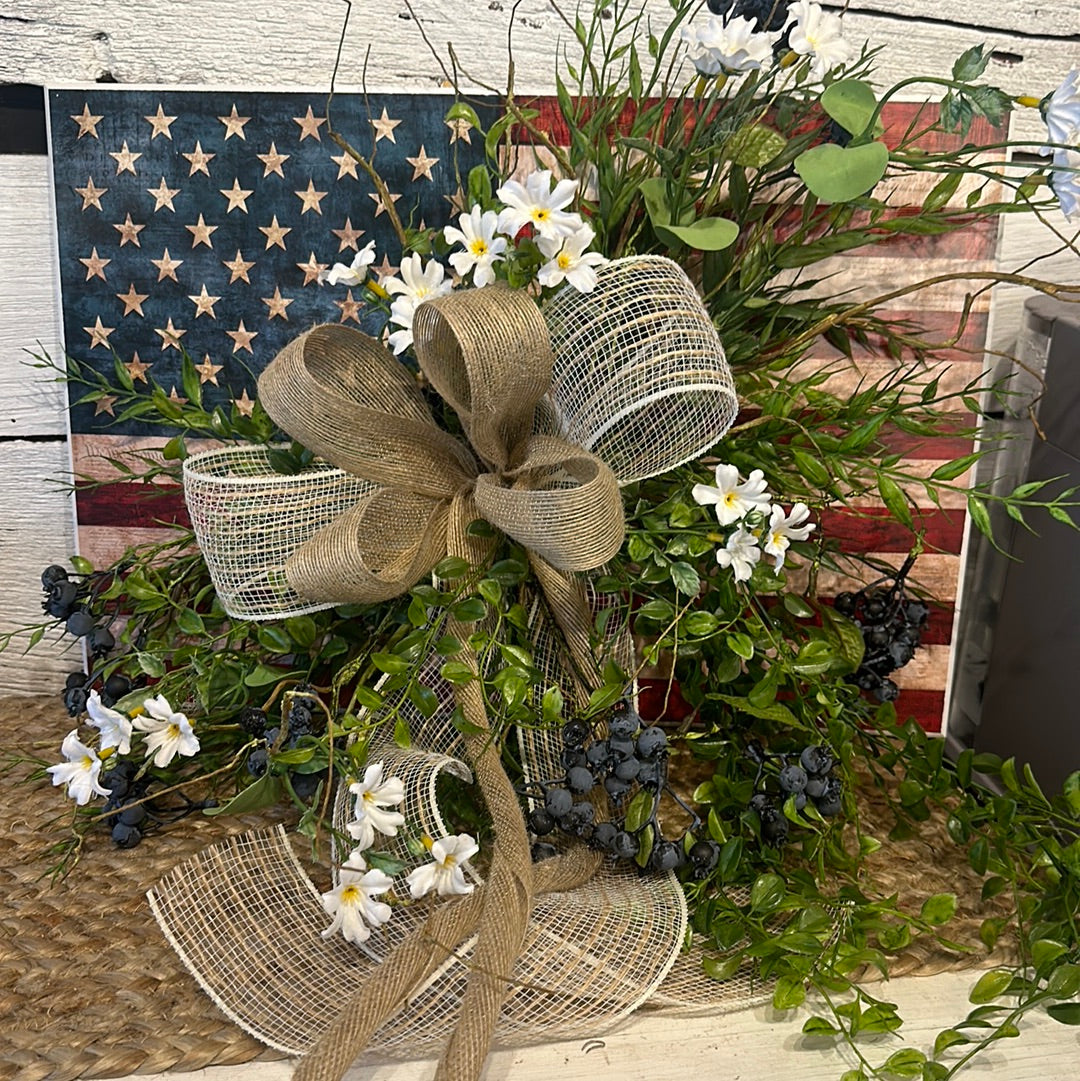 Lilly Pad Patriotic Wall Decor