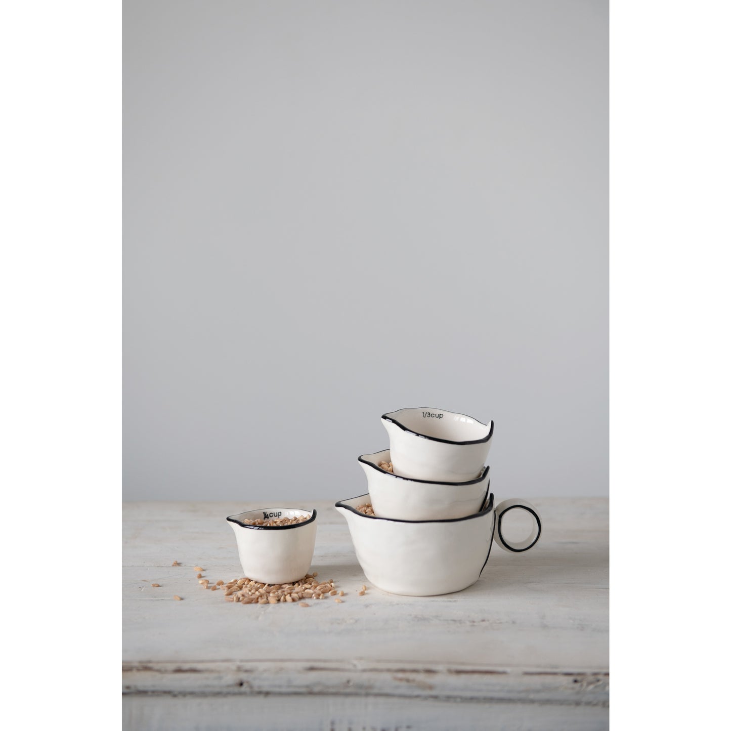 Stoneware measuring cup, set of 4